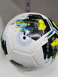 Dečija bela fudbalska lopta sa crnim detaljima - Dečija bela fudbalska lopta sa crnim detaljima