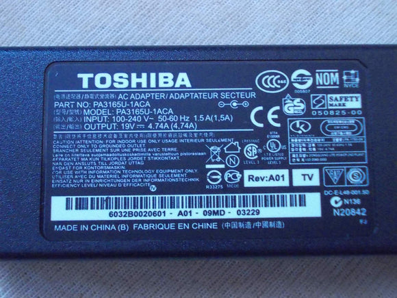 Punjac za laptop TOSHIBA-NOVO