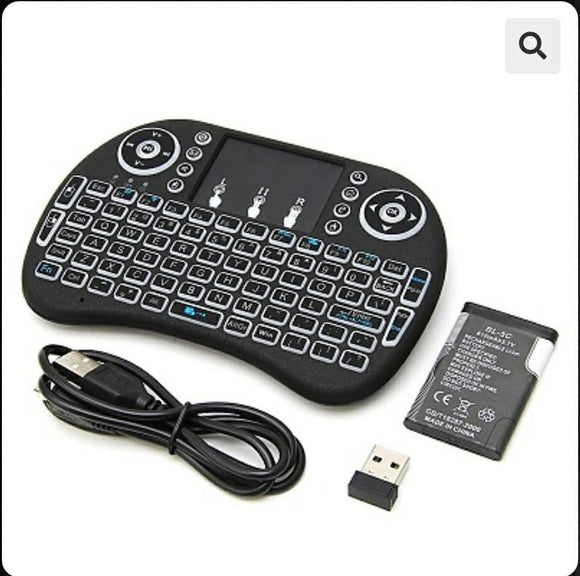 Tastatura + touchpade miš  - Tastatura + touchpade miš