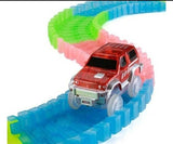 Auto i svetleća staza - HIT igračka - autić na baterije - Auto i svetleća staza - HIT igračka - autić na baterije