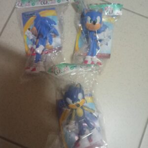 Sonic igracka 3 kom 700 din