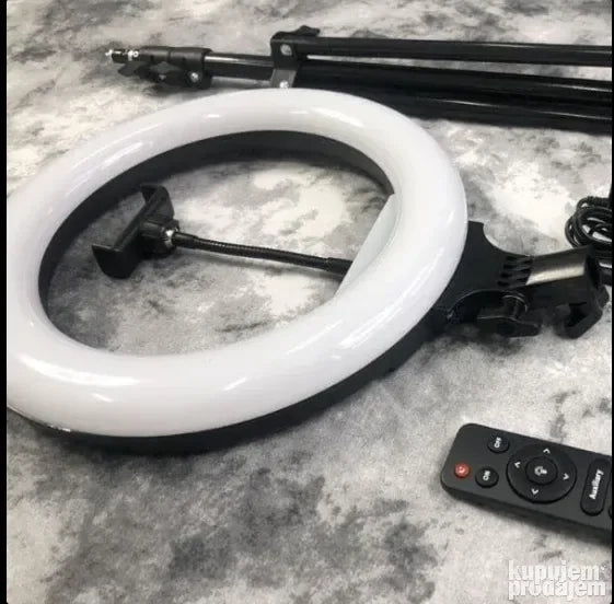 Led lampa u obliku prstena - Slika 4