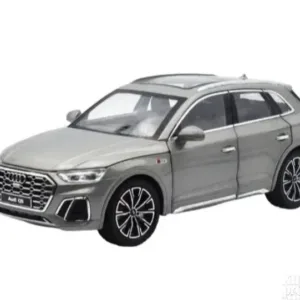 Audi Q5 S-line 1:24 sivi metalni auto