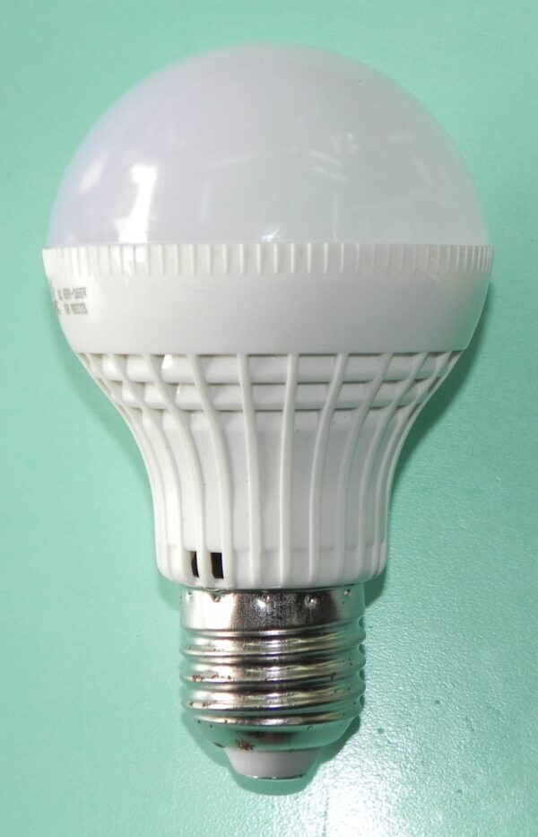 LED bela sijalica 5W - E27
