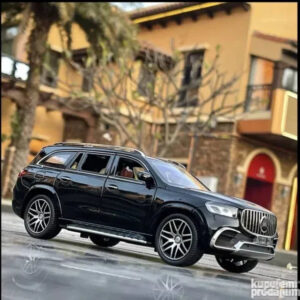 Mercedes AMG GLS 63 Diecast 1/24 Crna