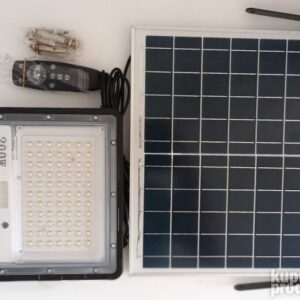 Led reflektor 200W sa solarnim panelom solarni panel