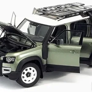 Metalni Land Rover Defender sa efektima