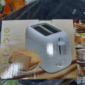 big-125225934_61701f390eeee3-2820289520211020_151033.jpg Toster HJT -022 650 w