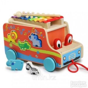 Drvena multifunkcionalna igračka kamion sa metalofonom